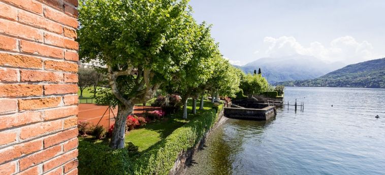 Hotel Como Vita - Tremezzo Lake Front Cottage:  COMER SEE
