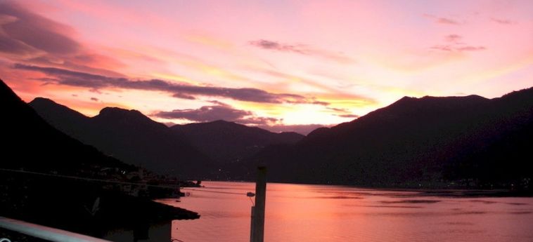 Hotel Cottage Sul Lago Di Como:  COMER SEE
