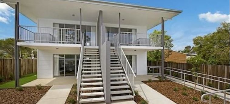 COOROY LUXURY MOTEL APARTMENTS NOOSA 4 Sterne