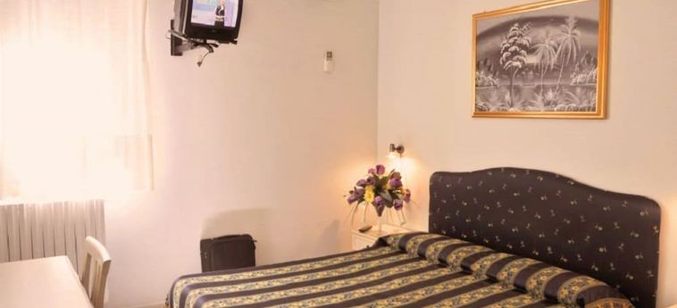 Genius Hotel:  CORATO - BARI