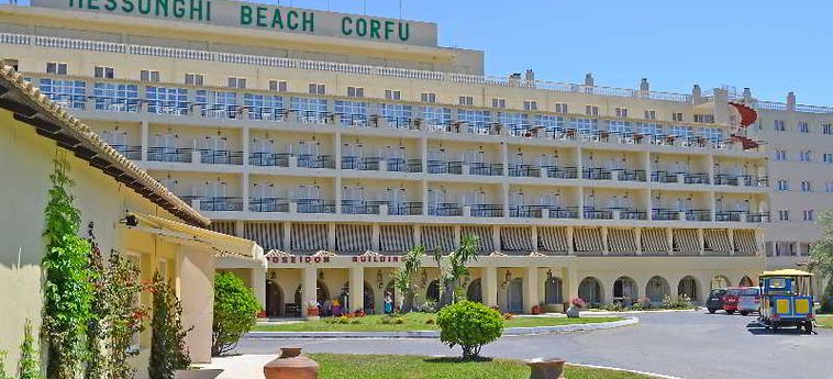 Hotel Messonghi Beach:  CORFOU