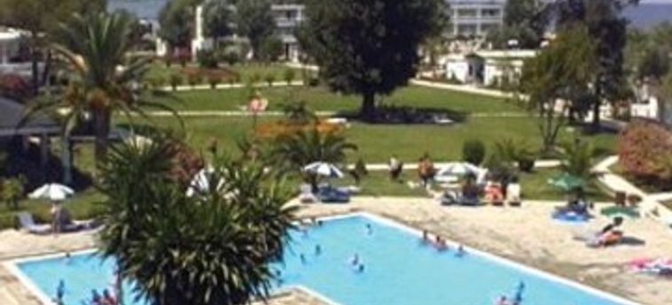 Hotel Messonghi Beach:  CORFOU