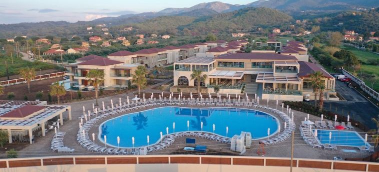 Hotel Almyros Beach Resort & Spa:  CORFÚ