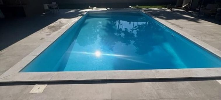 Hotel Modern 4-Bed Villa 4K Beach 30K Lisbon Corroios: Foto 
