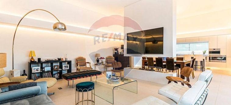 Hotel Modern 4-Bed Villa 4K Beach 30K Lisbon Corroios: Foto 