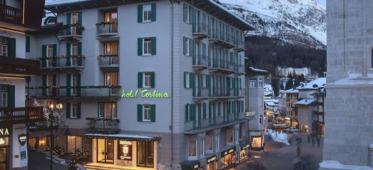 Hotel Cortina:  CORTINA D'AMPEZZO - BELLUNO