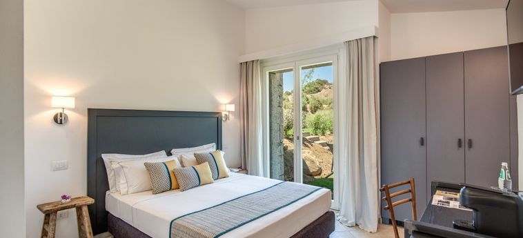 Hotel Cala Sinzias Resort:  COSTA REI - CAGLIARI