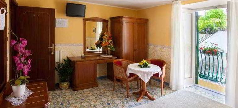 Hotel Amalfi:  COSTIERA AMALFITANA