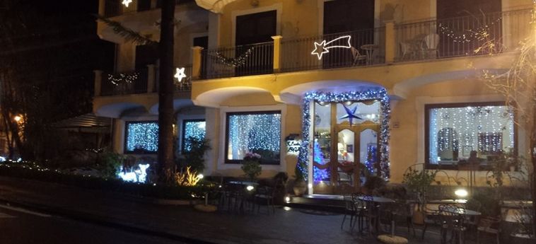 Hotel Santa Lucia:  COSTIERA AMALFITANA