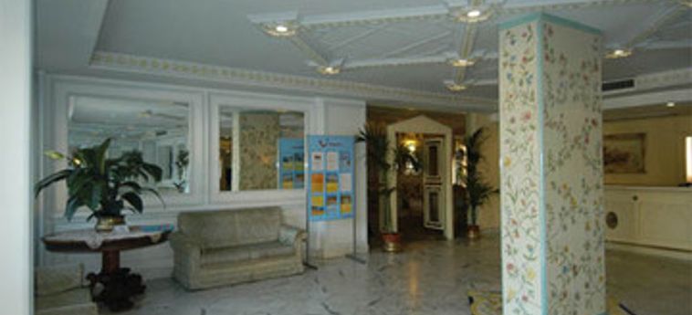 Grand Hotel Atlantic Palace:  COSTIERA SORRENTINA