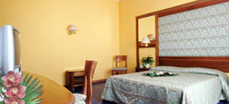Grand Hotel Nastro Azzurro & Occhio Marino Resort:  COTE DE SORRENTE