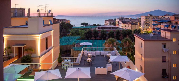 Hotel Michelangelo:  COTE DE SORRENTE