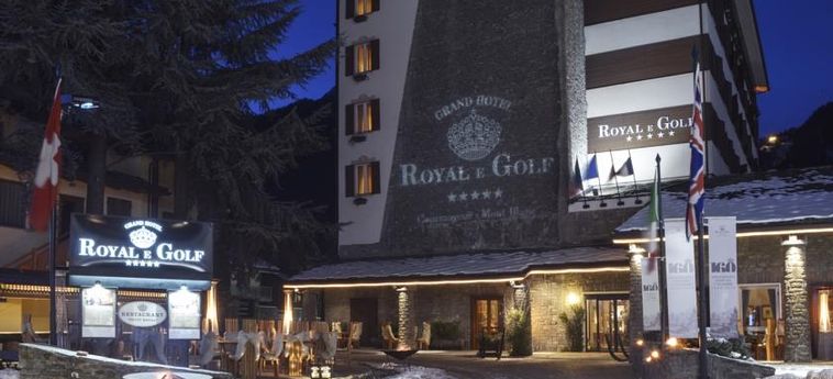 Hôtel GRAND HOTEL ROYAL E GOLF