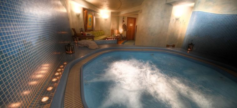 Romantik Hotel Villa Novecento:  COURMAYEUR - AOSTA