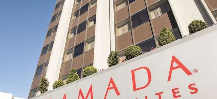Ramada Hotel &Amp; Suites By Wyndham Coventry Coventry: Foto 