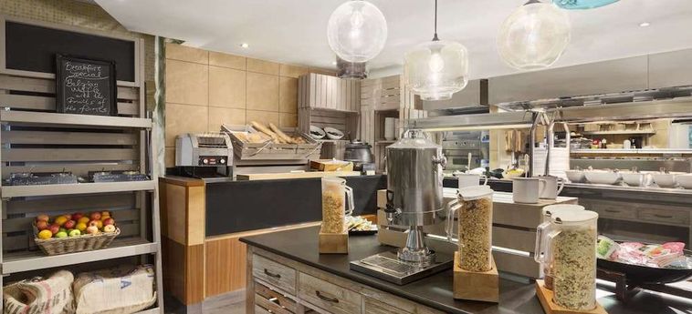 Ramada Hotel &Amp; Suites By Wyndham Coventry Coventry: Foto 
