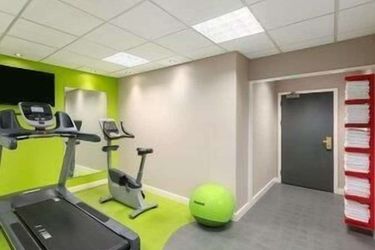 Ramada Hotel &Amp; Suites By Wyndham Coventry Coventry: Photo 