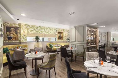 Ramada Hotel &Amp; Suites By Wyndham Coventry Coventry: Photo 