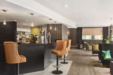 Ramada Hotel &Amp; Suites By Wyndham Coventry Coventry: Photo 