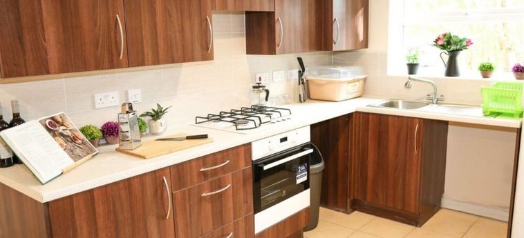 Warwick Home Lisca House Coventry: Photo 
