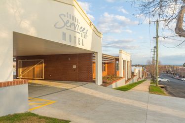 Hotel Cowra Services Club Motel:  COWRA - NEW SOUTH WALES