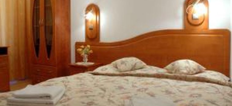 Hotel Guest Room Wrona:  CRACOVIA