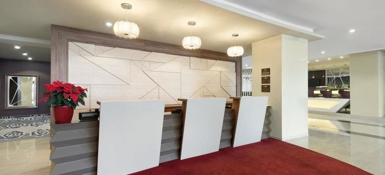 Hotel Ramada Plaza By Wyndham Craiova Craiova: Foto 