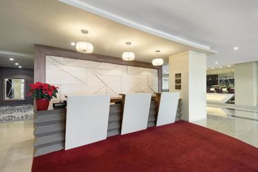 Hotel Ramada Plaza By Wyndham Craiova Craiova: Photo 