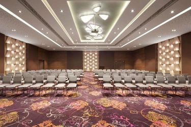 Hotel Ramada Plaza By Wyndham Craiova Craiova: Photo 