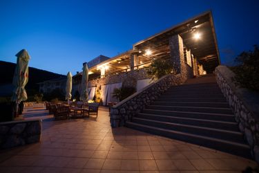 Zlatni Lav Hotel &Amp; Restaurant Cres Island - Kvarner: Photo 