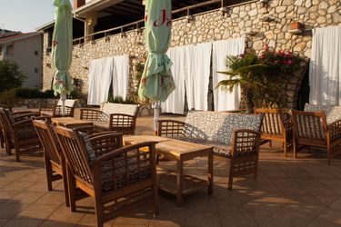 Zlatni Lav Hotel &Amp; Restaurant Cres Island - Kvarner: Photo 