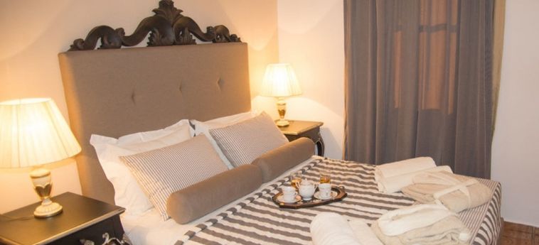 Hotel Porto Enetiko Suites:  CRETA