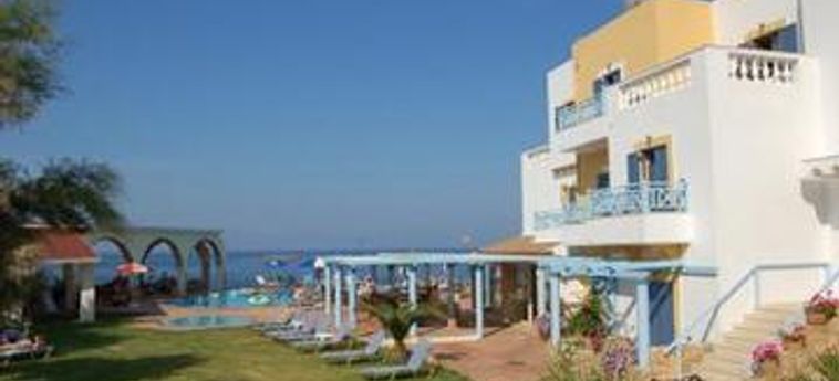 Pyrgos Beach Apartments:  CRETA
