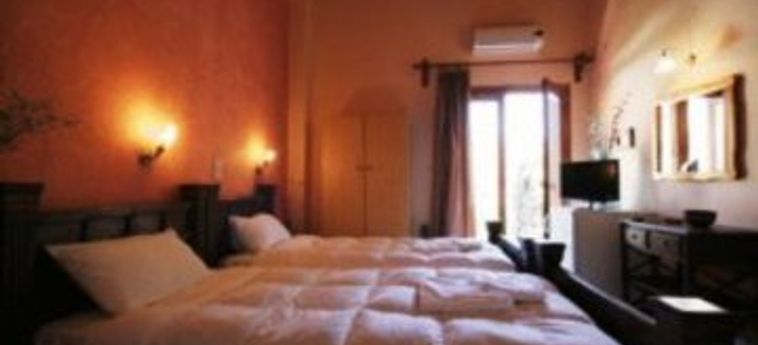 Hotel Katerina Traditional Rooms:  CRETA