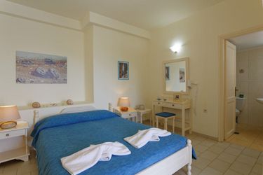 Hotel Alianthos Suites:  CRETE
