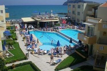 Menia Beach Hotel:  CRETE