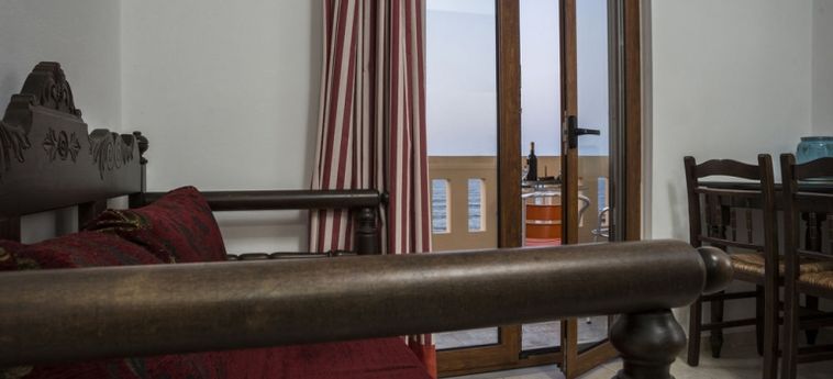 Porto Kalyves Seaside Apartments:  CRÈTE