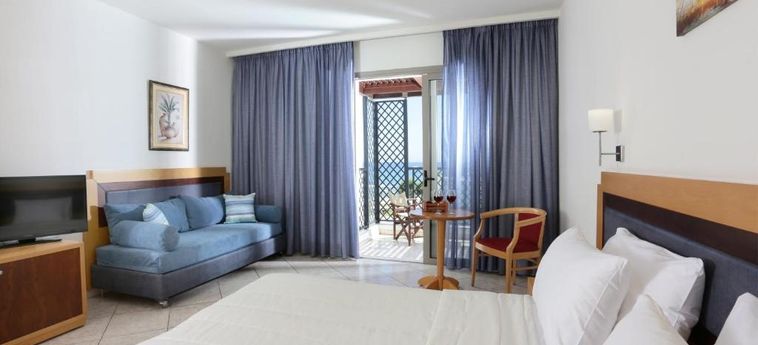 Hotel Paralos Kosta Mare:  CRETE