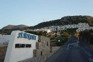 Hotel Semiramis Village:  CRETE