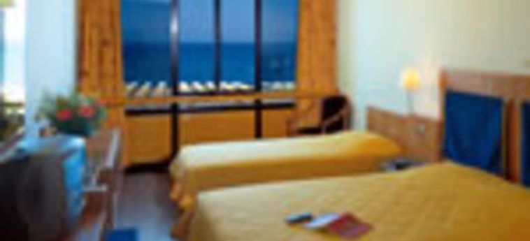 Hotel Kriti Beach:  CRÈTE