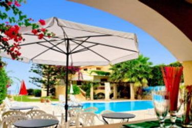 Petra Beach Hotel & Apartments:  CRETE