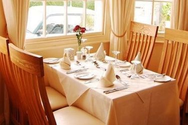 Hotel The Moelwyn Restaurant With Rooms:  CRICCIETH