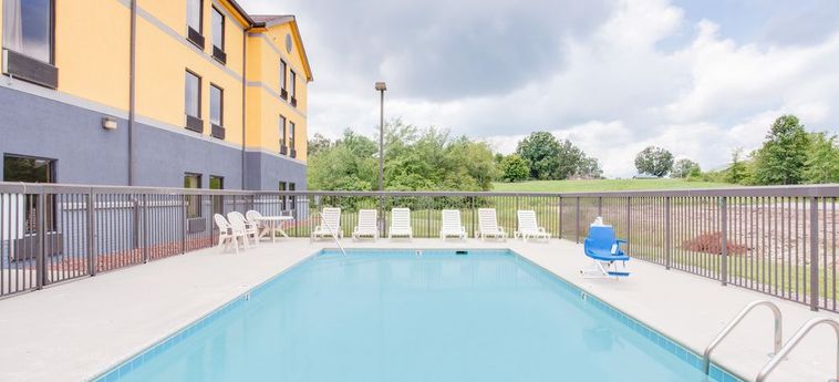 Hotel Super 8 By Wyndham Crossville Tn:  CROSSVILLE (TN)