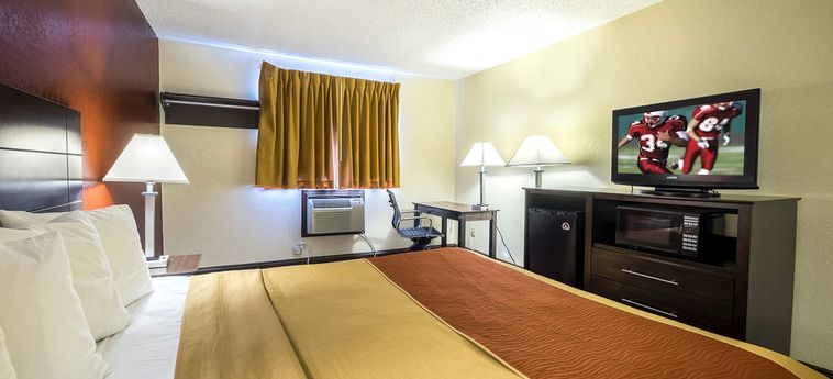 Hotel Rodeway Inn:  CULPEPER (VA)