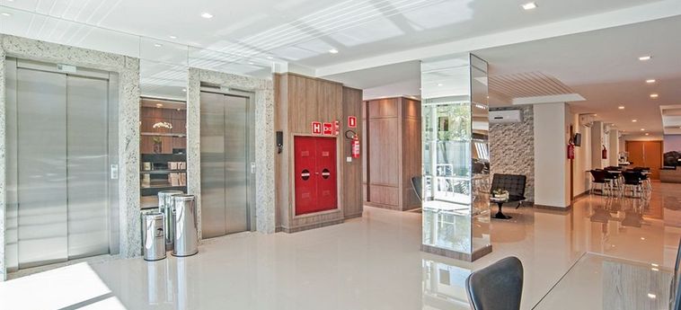 Slim Hotel Curitiba Av Das Torres Curitiba: Foto 