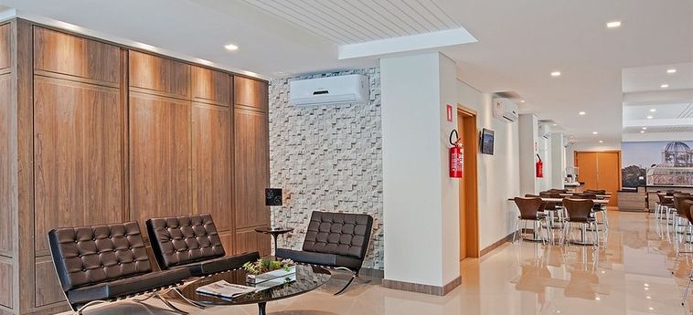 Slim Hotel Curitiba Av Das Torres Curitiba : Photo 