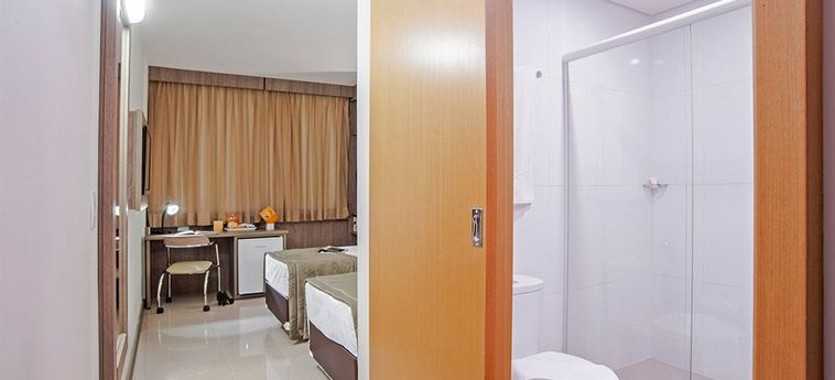 Slim Hotel Curitiba Av Das Torres Curitiba: Foto 
