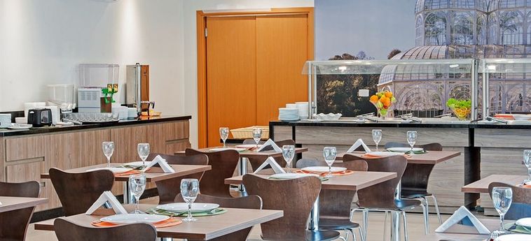 Slim Hotel Curitiba Av Das Torres Curitiba: Foto 