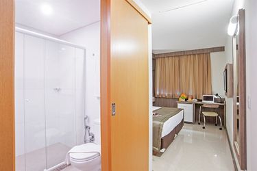 Slim Hotel Curitiba Av Das Torres Curitiba: Photo 