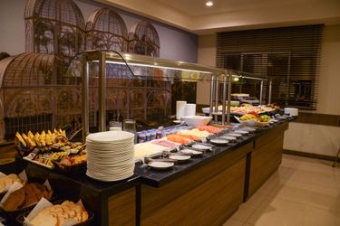 Slim Hotel Curitiba Av Das Torres Curitiba: Photo 